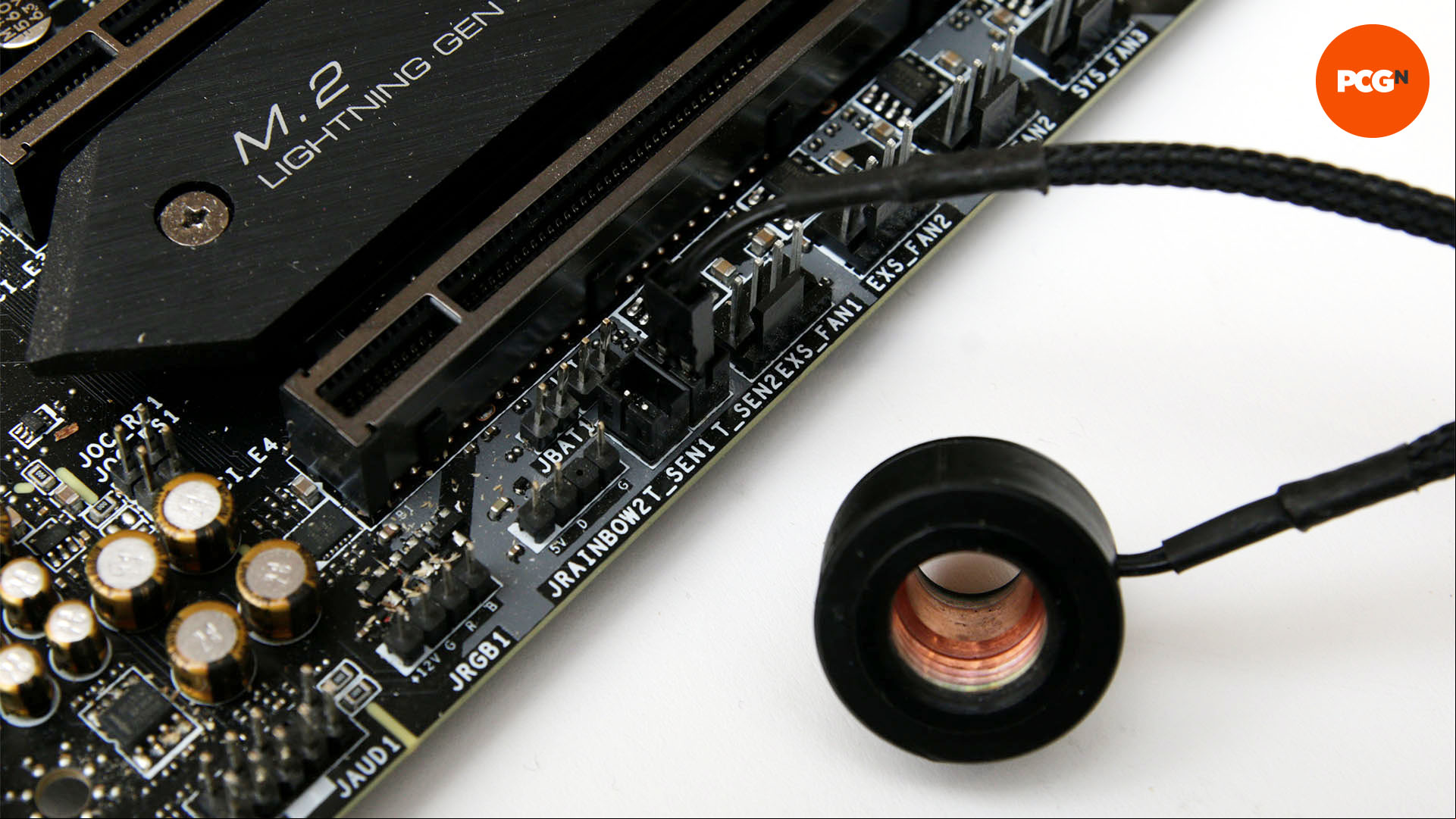 How to set fans and pumps to respond to coolant temp: Motherboard thermal probe header